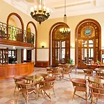 Hotel Palace & 4*