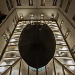 Palace & 4* Curia