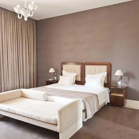 Palace & Hotel 4*