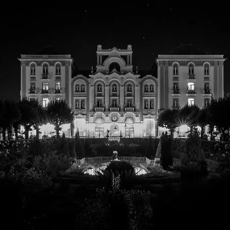 Palace & 4* Curia