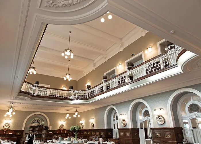 Palace & Otel