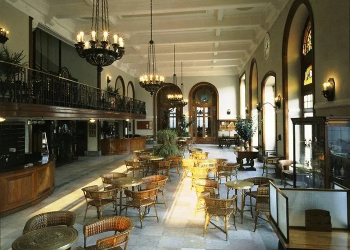 Otel Palace &