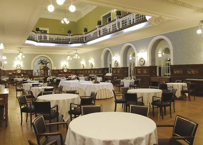 Palace & Otel